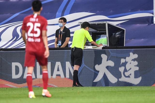 哈利27+13步行者大胜篮网 魔术送开拓者10连败