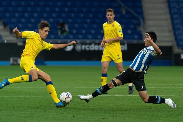 男篮26人集训名单：广东4人 张镇麟曾凡博入选